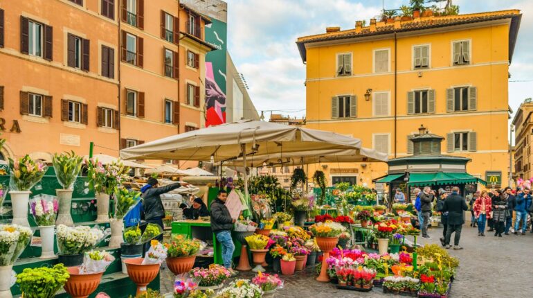 Bancarelle alimentari a Campo de’ Fiori a Roma